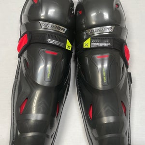 NEW Bauer Vapor Velocity 14" Shin Pads