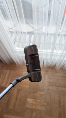 Top Flite Blade Right Handed Putter No. 1 (like new)