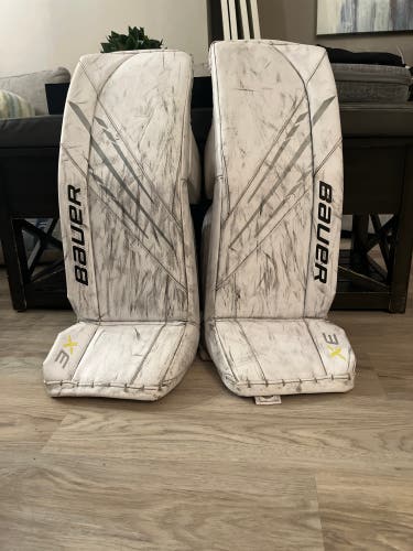 Bauer Vapor 3X Goalie Leg Pads 32 + 1 Intermediate (Used)