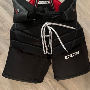 Intermediate Large CCM 1.9 Goalie Pants  (New)