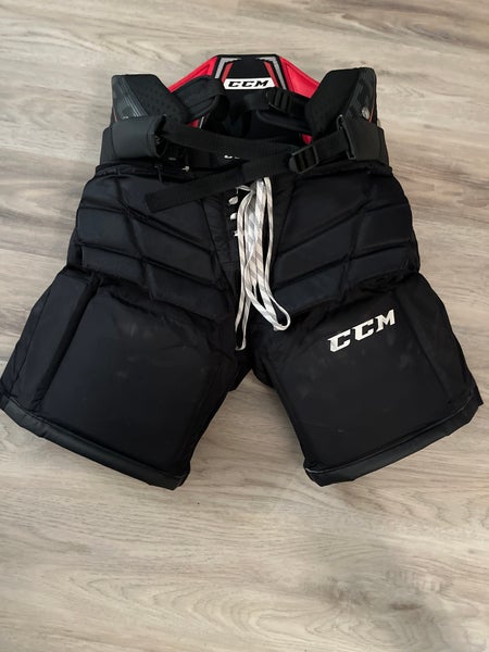 Intermediate Medium CCM 1.9 Hockey Goalie Pants  (Used)