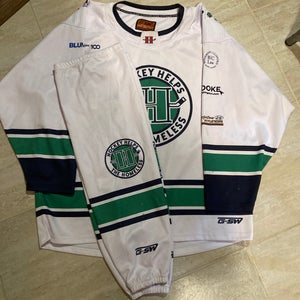 G-SW mens league hockey jersey & socks - XL