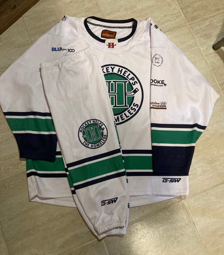 G-SW mens league hockey jersey & socks - XL