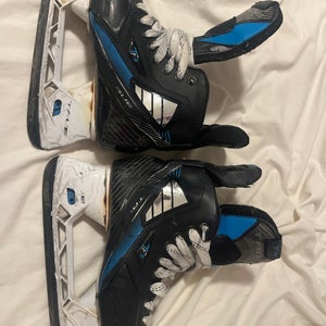 True TF9 Hockey Skates EEE  8.5 (Used)