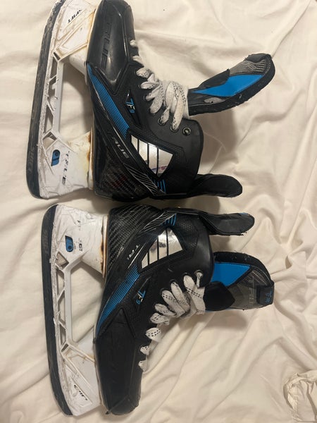 True TF9 Hockey Skates EEE  8.5 (Used)