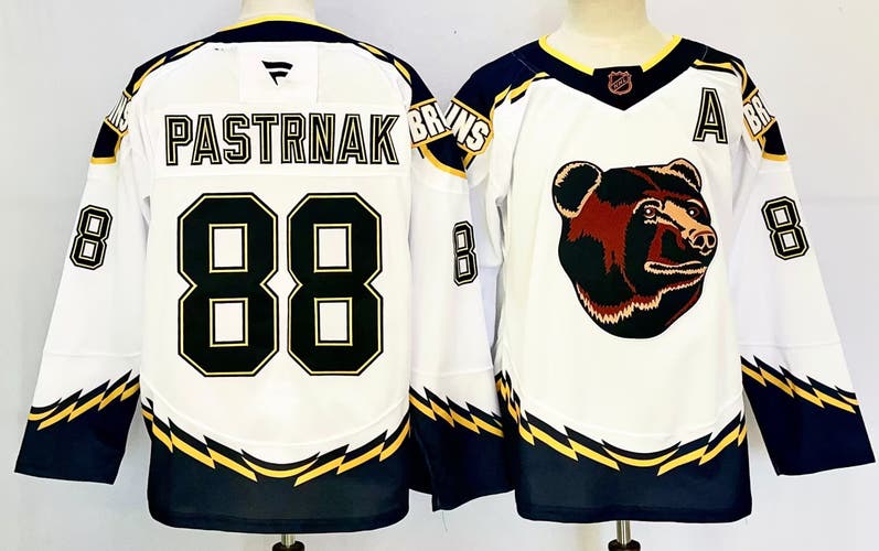 Boston Bruins 88 David Pastrnak Black Ice Hockey Jersey szie 50