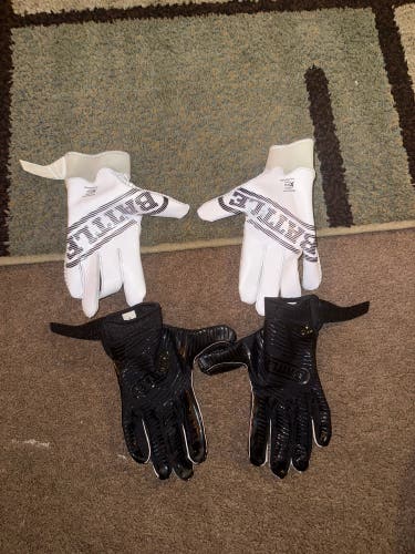 Black XL Adult Battle Gloves (Used)