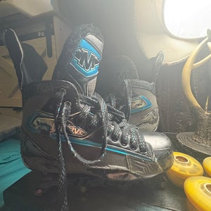 Mission Axiom T7 Hockey Skates Extra Wide Width  8