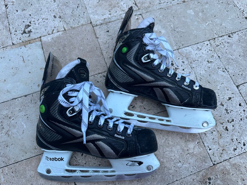 Reebok 20K Pump Hockey Skates Regular Width Size 4 (Used)