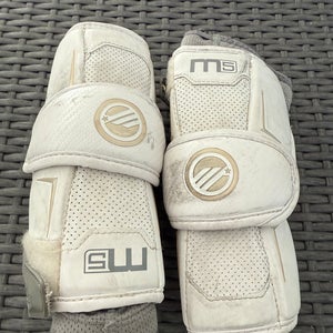 Small Youth Maverik M5 Arm Pads (Used)