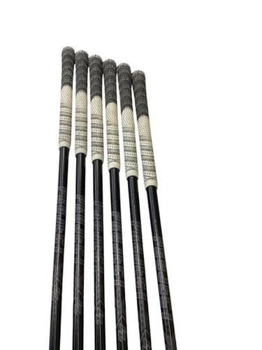 Used Titleist T200 BLACK Mens Iron Set RH 4I-PW 11884-S000050561