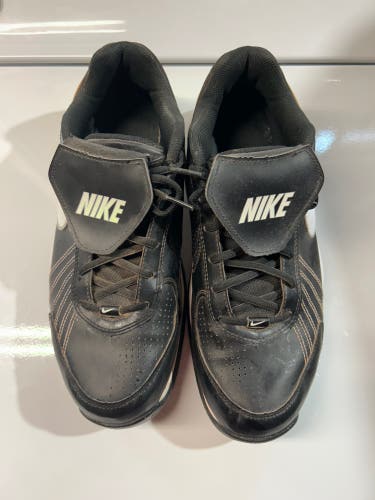 Black Men's Adult Size M 11.5 (W 12.5) Nike Shoes (Used)