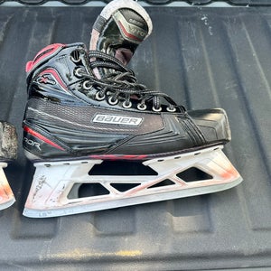 2021 Bauer Vapor X900 Hockey Goalie Skates Regular Width 9 (Used)