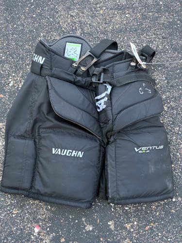 Junior Large Vaughn Ventus SLR Jr Hockey Goalie Pants (Used)