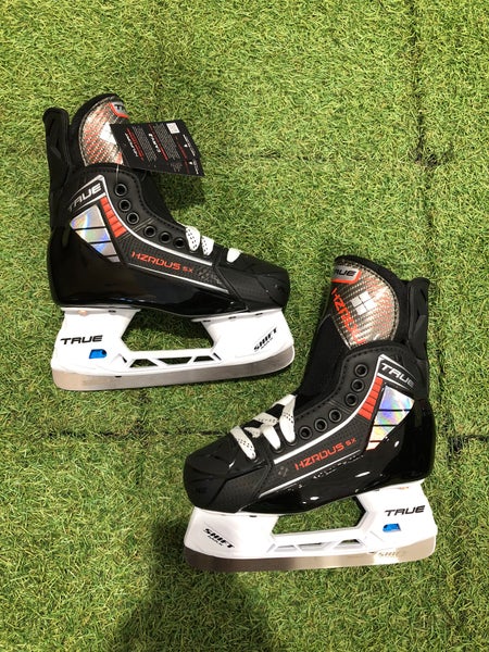 Junior True HZRDUS 5X Hockey Skates Regular Width Size 1.0 (New)