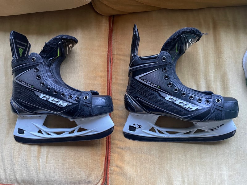 CCM RibCor 80K Hockey Skates 6.5 EE (Used)