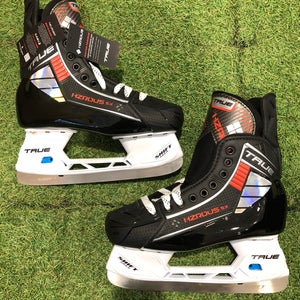 Intermediate True HZRDUS 5X Hockey Skates Regular Width 6.5 (New)