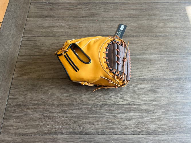 New Warstic Pro Standard Series 33.5" Catchers Mitt