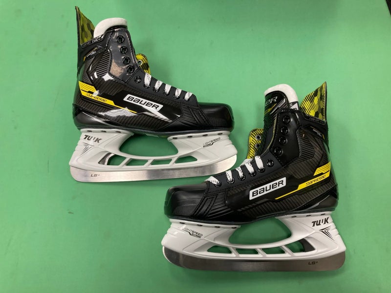 NEW Senior Bauer Supreme Ignite Pro Hockey Skates Size 8
