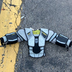 Intermediate Small / Medium Warrior Ritual X3E Goalie Chest Protector (Used)