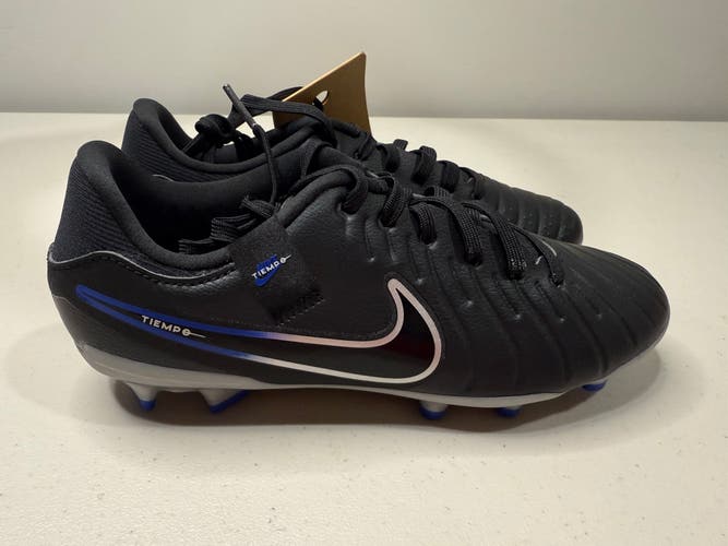 Size 4.5 Men’s Nike Tiempo Legend 10 Club FG Soccer Cleats Black Blue
