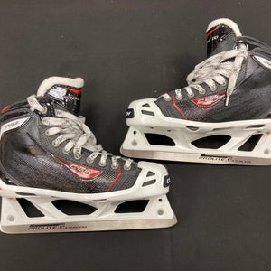 NEW Senior CCM RBZ 80 Hockey Goalie Skates Size 7.5