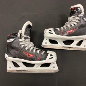 NEW Junior CCM RBZ 80 Hockey Goalie Skates Size 3.5