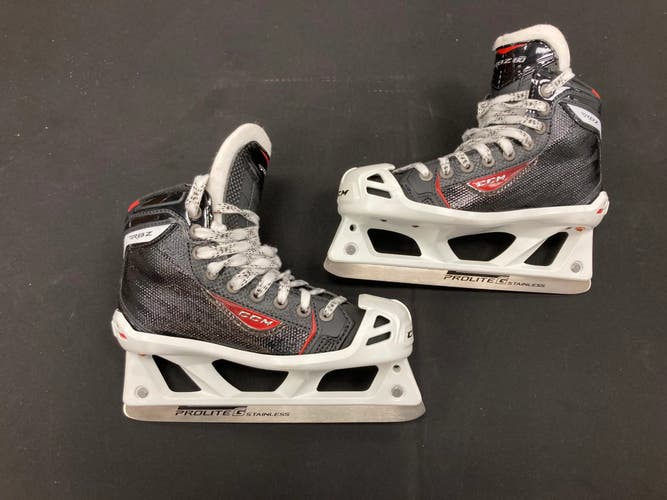 NEW Junior CCM RBZ 80 Hockey Goalie Skates Size 3.5
