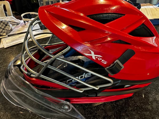 Cascade XRS Goalie Helmet