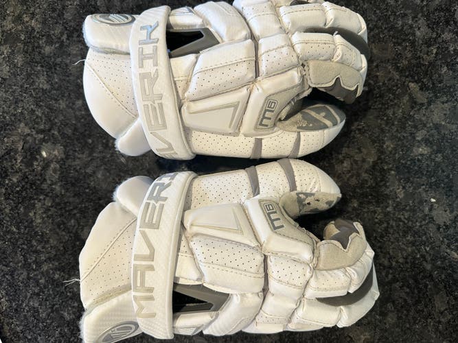 Maverik M6 Goalie Gloves 13" (Used)
