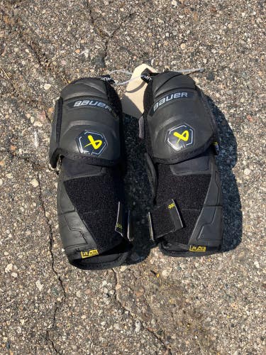 Junior Medium Bauer Supreme Mach Elbow Pads (Used)