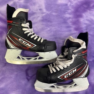 Junior CCM JetSpeed FT440 Hockey Skates Regular Width Size 2 (Used)