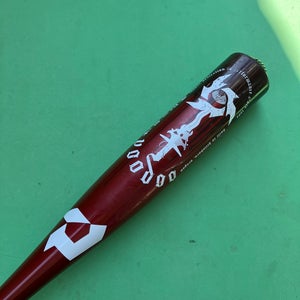 2025 DeMarini Voodoo One Alloy Bat USSSA Certified (-10) Alloy 20 oz 30" (Used)