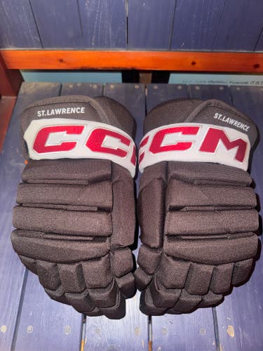 New CCM Gloves 13" St. Lawrence University NCAA D1 Team Issued.