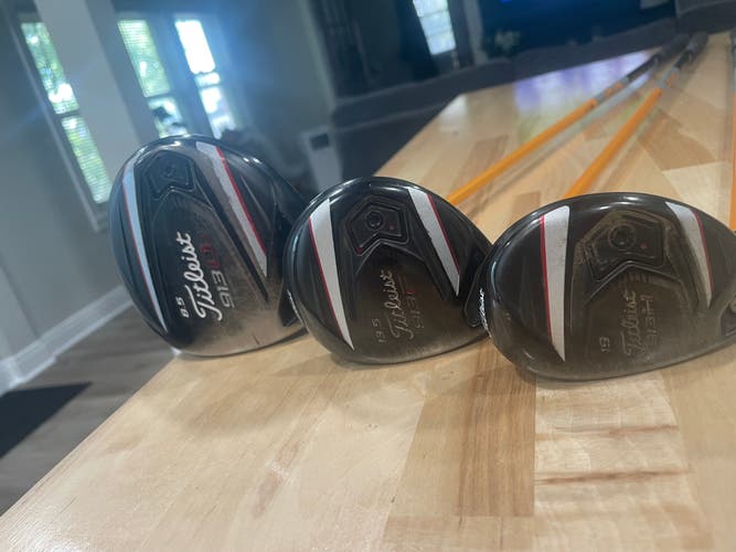 Men's Titleist 913 D2 Left Hand Driver 8.5 Loft, 913 3-Wood 13.5 Loft, Hybrid 19 loft Stiff Flex