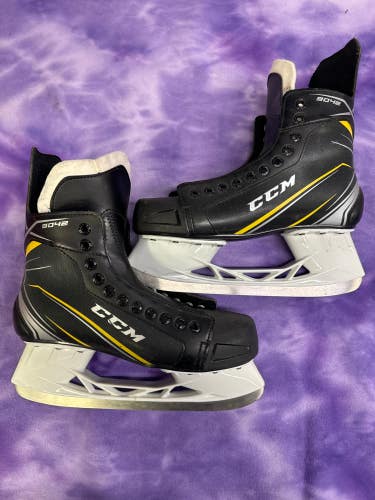 Senior CCM Tacks 9042 Hockey Skates Regular Width 9 (Used)
