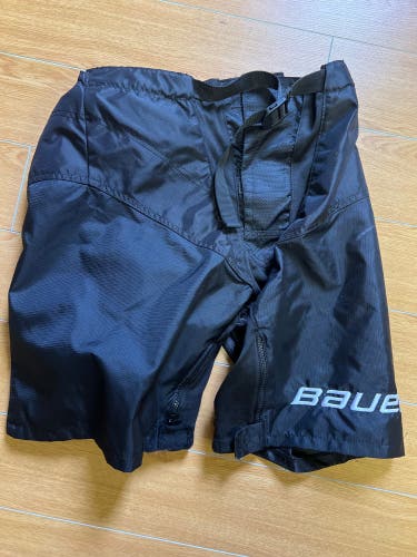 Intermediate Large Bauer Supreme Shell Hockey Pants (Used)