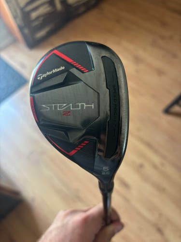 Men's TaylorMade Stealth 2 Rescue Right Handed Hybrid Senior Flex 5H (Used)