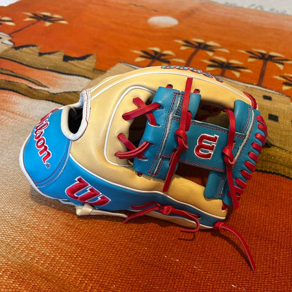 New 2025 Wilson A2000 1786 11.5” Baseball Glove (WBW102714115)