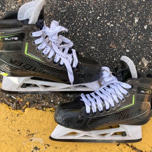 Intermediate Bauer Elite Hockey Goalie Skates 6.5 (Used)