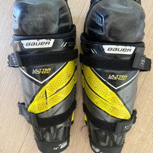 Junior Bauer Supreme ultrasonic 10" Shin Pads (Used)