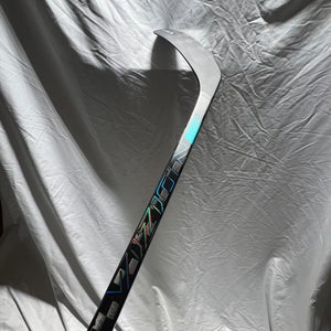 Like New CCM Vizion 75 flex P29 1/4 curve right hand stick **USA SHIPPING FREE***