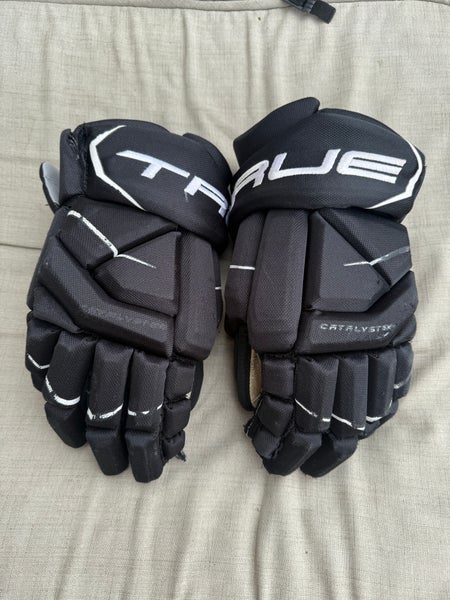 True Catalyst 5X Gloves 14"  (Used)