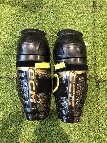 Junior CCM Tacks AS-V Pro Shin Pads 10" (Used)