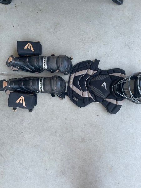 Easton Catchers Gear