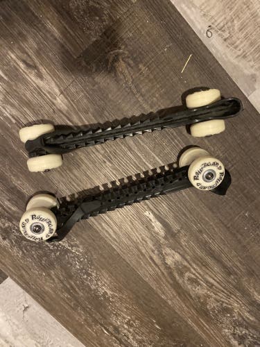 Hockey Skates  (New)