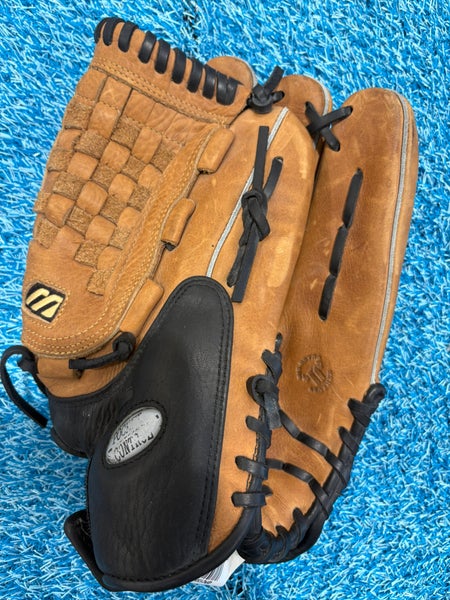 Brown Mizuno Talon Series RH Baseball Glove 13" (Used)