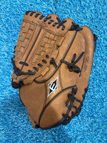 Brown Easton Natural Elite RH Baseball Glove 13" (Used)