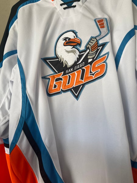 Yellow Men's Size 52 CCM Jersey (Used)