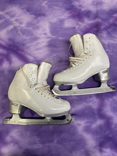 Jackson Ultima Premier Figure Skates Adult 4.5 (Used)